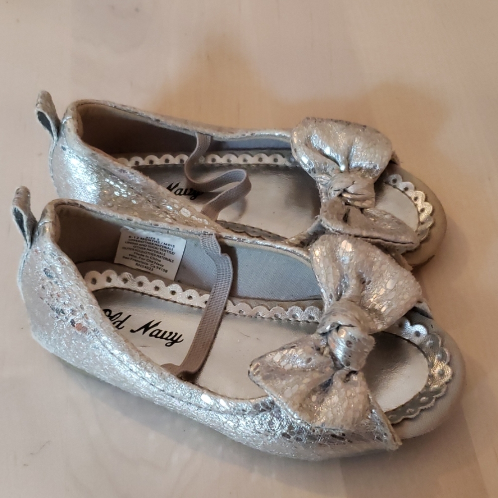 Old Navy silver dress shoes